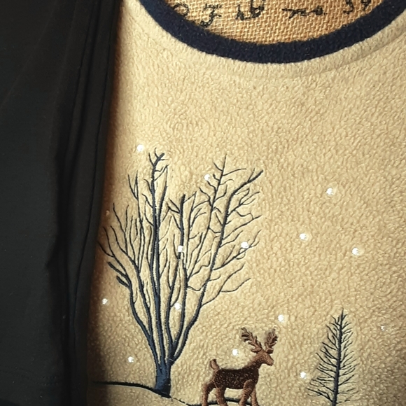 Fleece Pullover Stylish Winter Deer Tan with Navy Trim Sz S - Picture 4 of 8